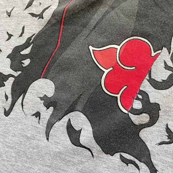 Naruto 20th Anniversary M Itachi Uchiha Crow Swarm Anime Manga Graphic T-Shirt - Picture 4 of 12
